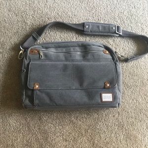 Travelon Anti-Theft Laptop Messenger Bag